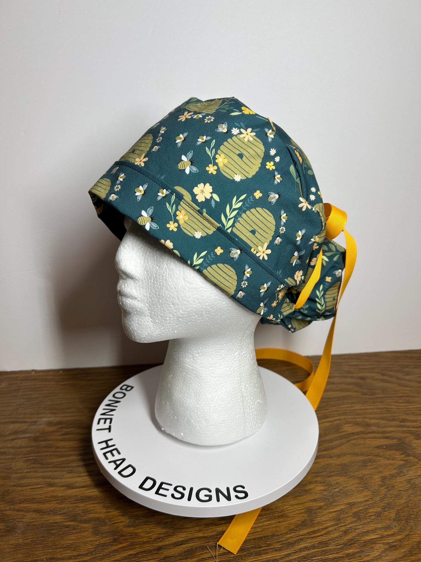 Women’s Bee print ponytail scrub cap | premium spring beehive scrub hat
