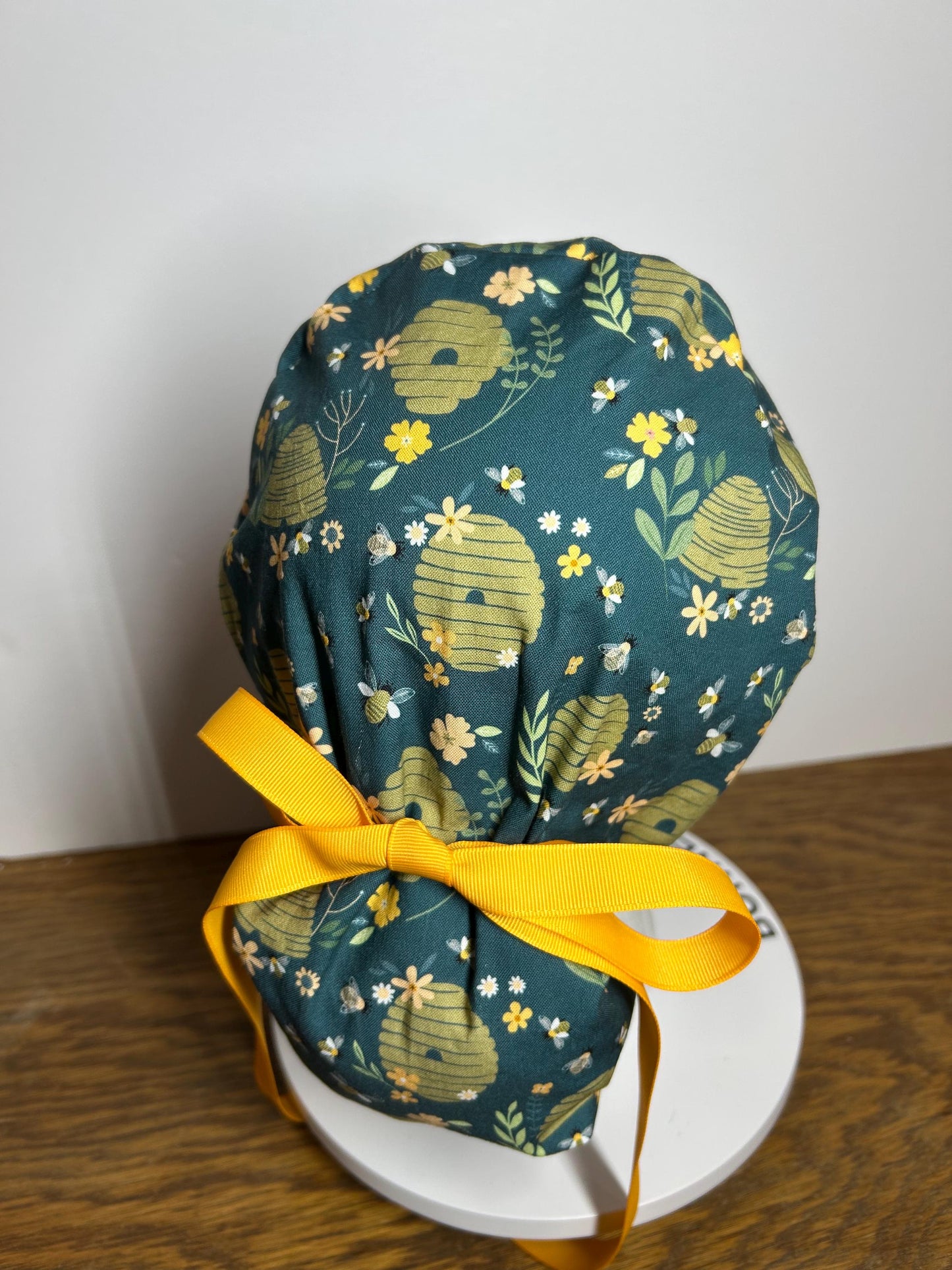 Women’s Bee print ponytail scrub cap | premium spring beehive scrub hat