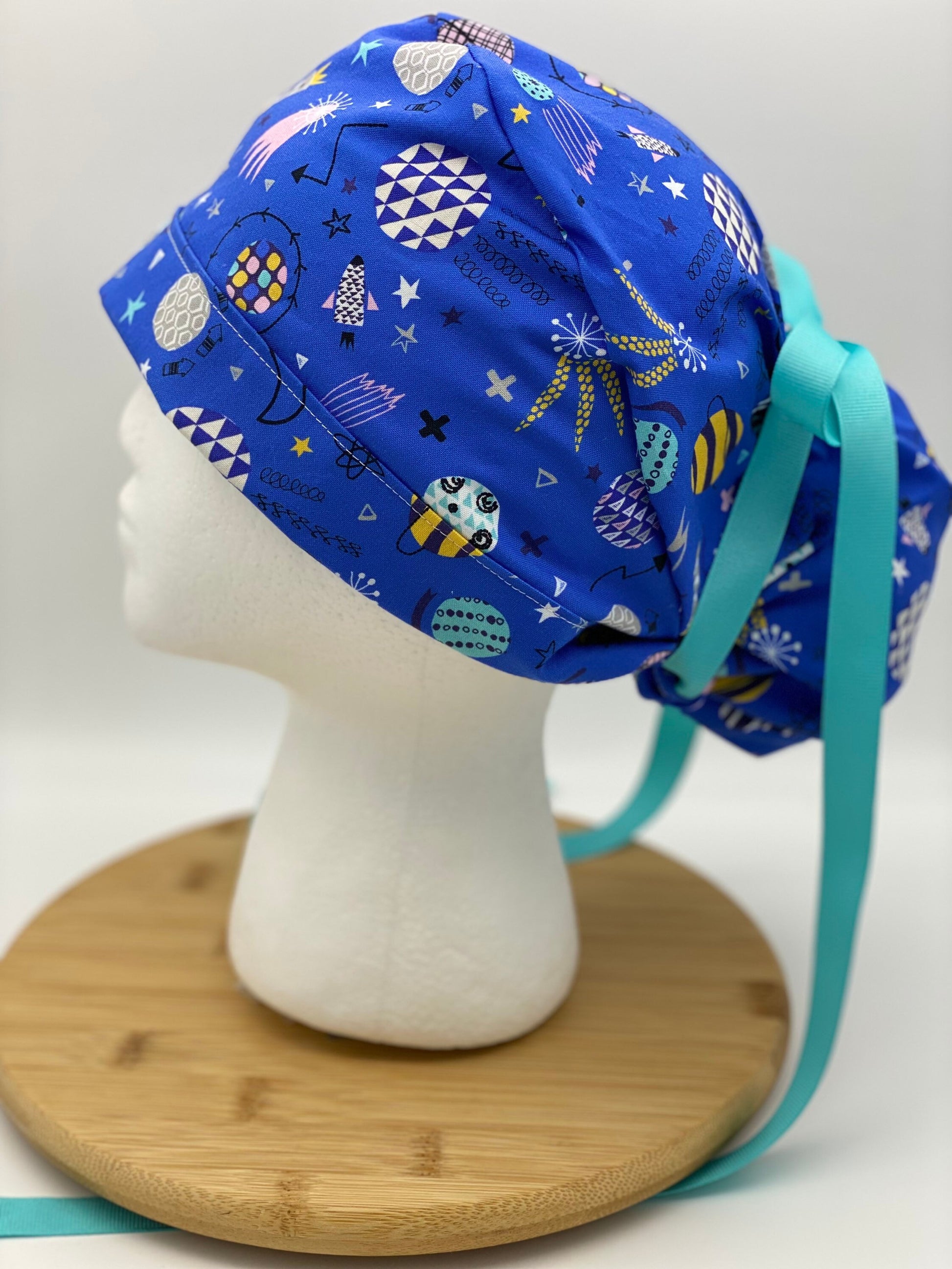 Blue space print scrub cap, scrub cap planets, scrub hat outer space, space ship scrub hat, Bonnet Head Designs