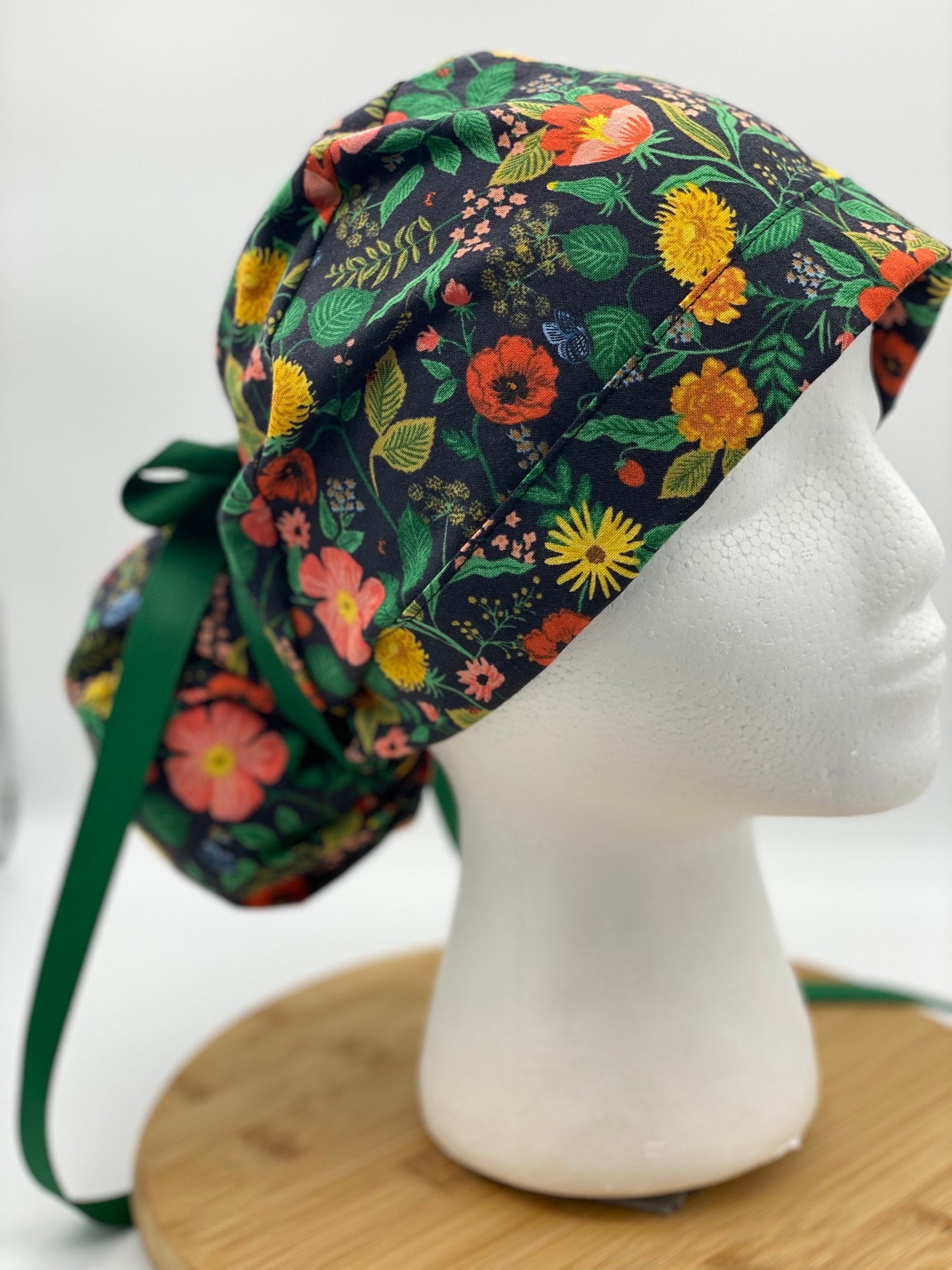 Camont black and green fabric scrub cap, Bonnet Head Designs