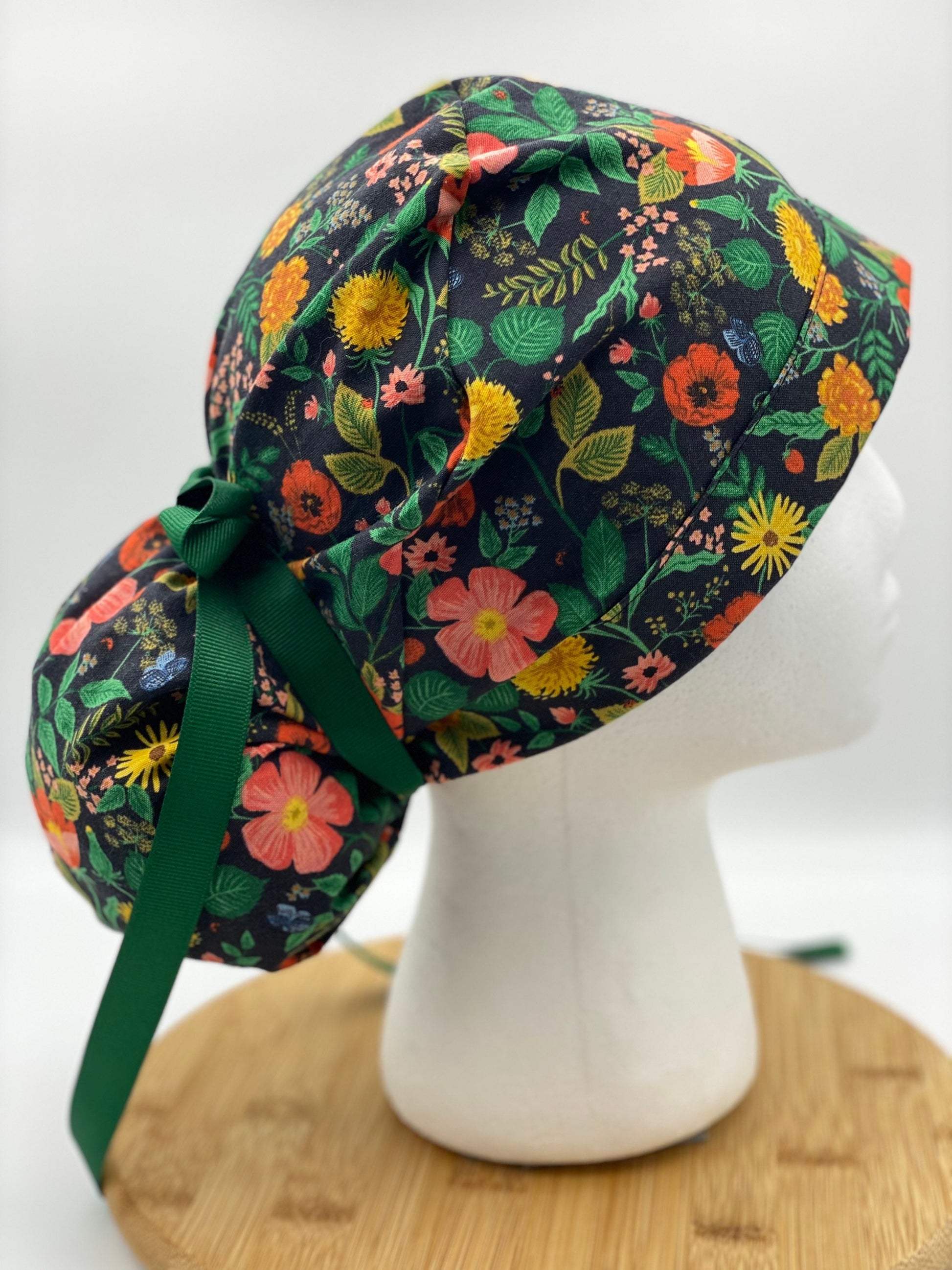 Camont black and green fabric scrub cap, Bonnet Head Designs