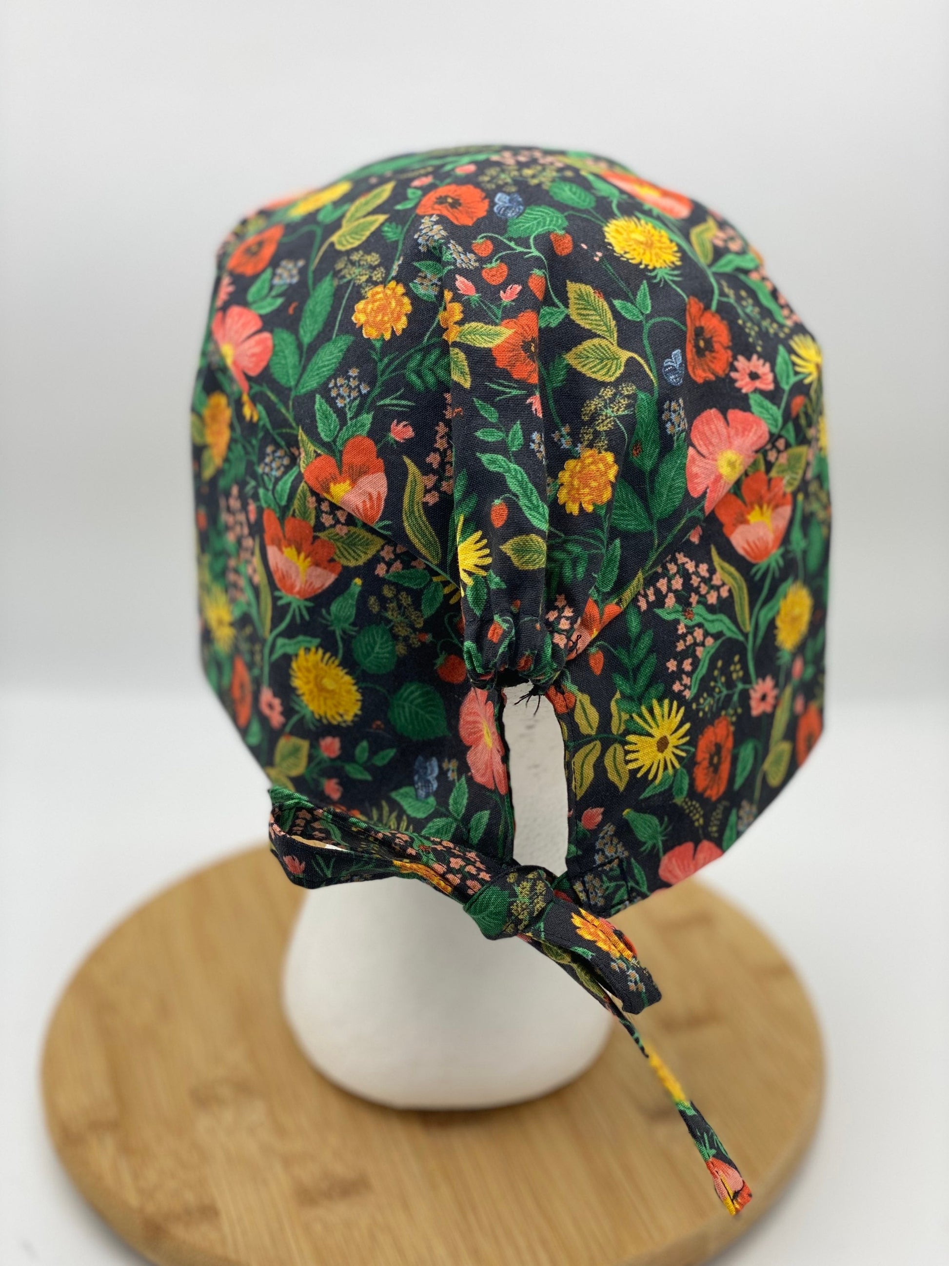 Rifle Paper co unisex style scrub cap black floral, Camont floral skull cap scrub hat, unisex floral scrub hat, Bonnet Head Designs