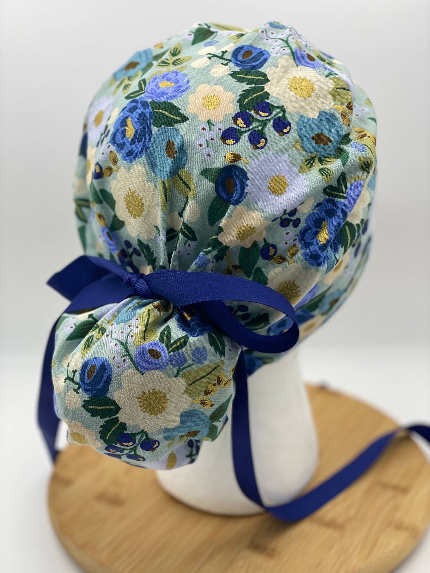 Blue and navy floral scrub cap, vintage garden floral women’s scrub cap, Bonnet Head Designs