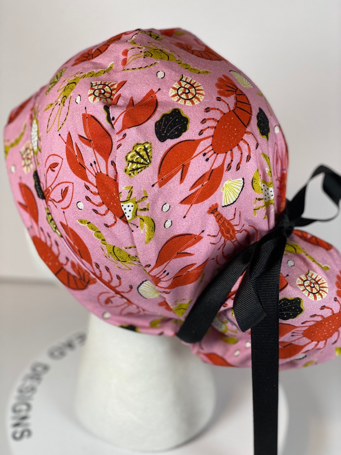 Lobster print scrub cap, pink and black summer scrub cap, women’s scrub cap lobsters, Bonnet Head Designs