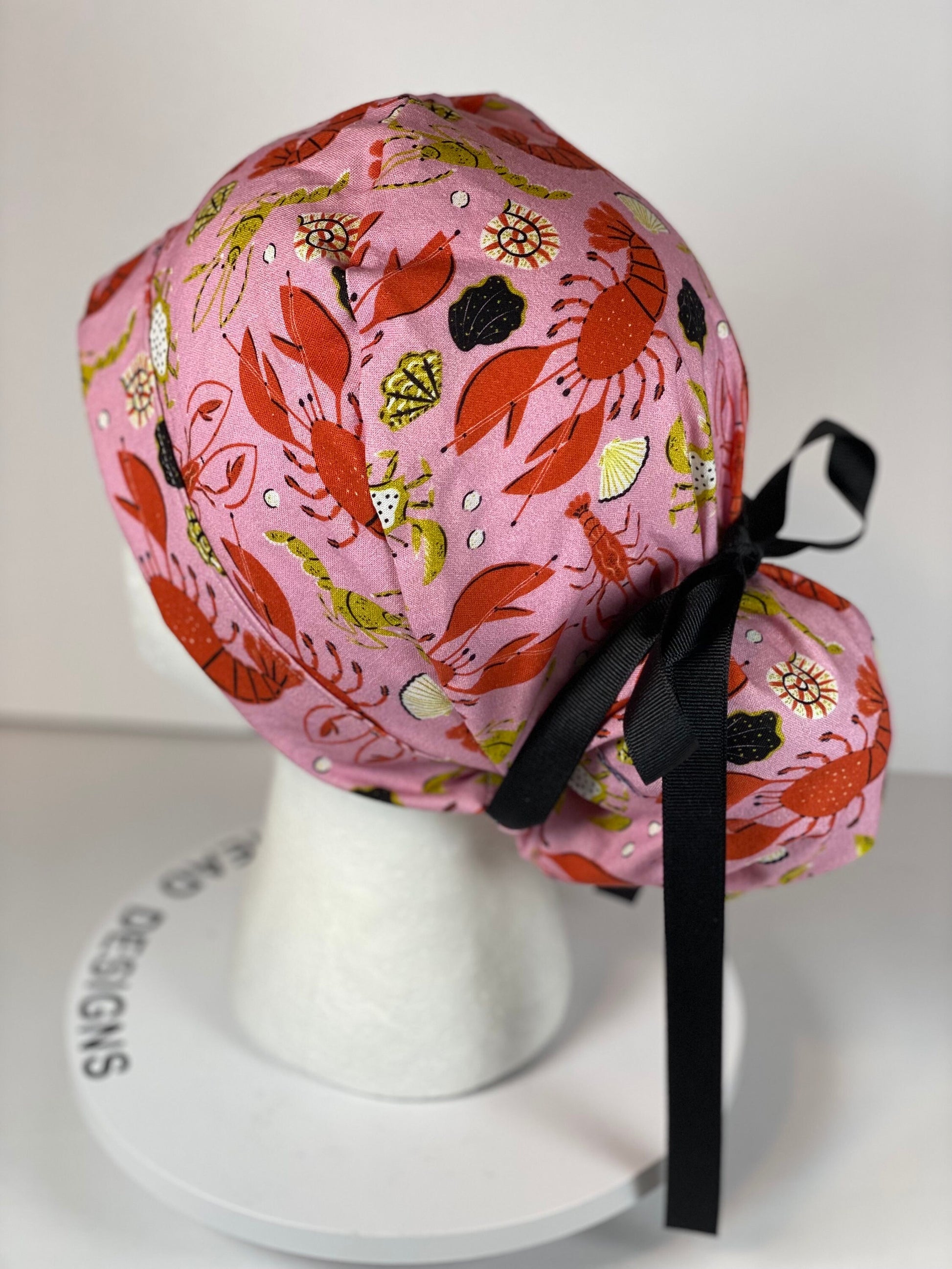 Lobster print scrub cap, pink and black summer scrub cap, women’s scrub cap lobsters, Bonnet Head Designs