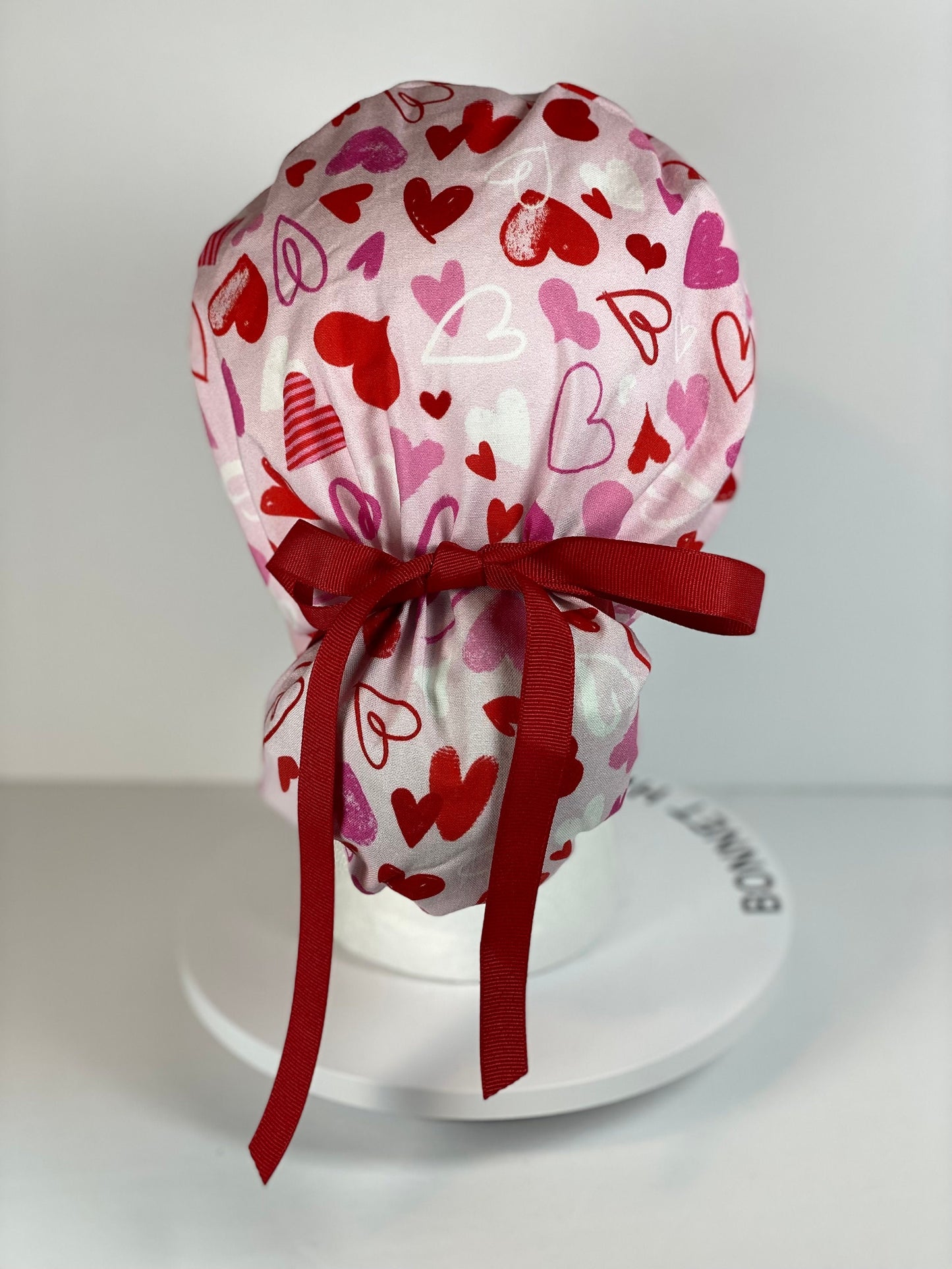 Valentine’s Day women’s scrub cap, pink heart print women’s scrub hat, Bonnet Head Designs