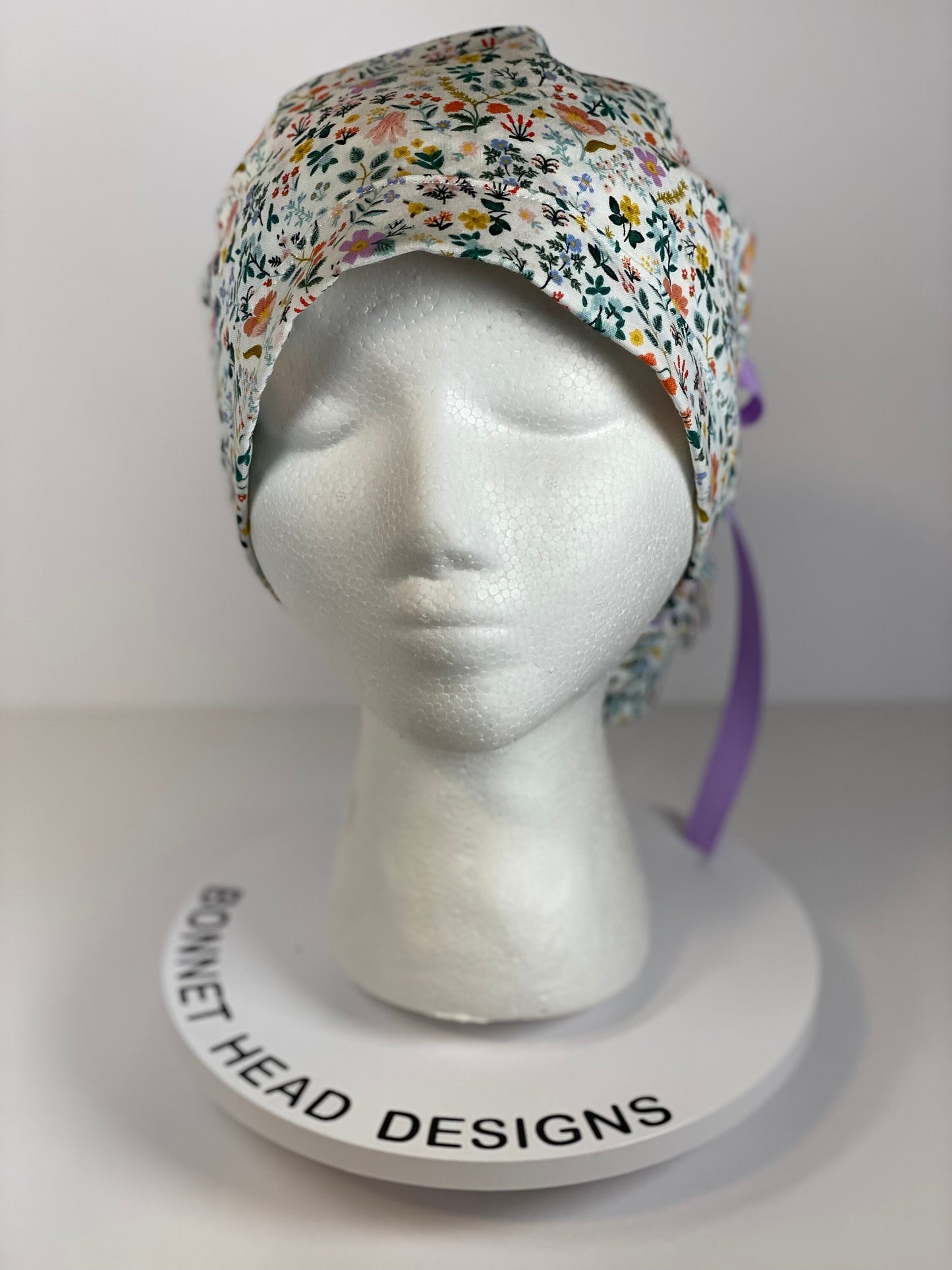 Rifle Paper Co white bramble fields fabric scrub cap, white floral scrub hat, nurse gift, doctor gift, Bonnet Head Designs