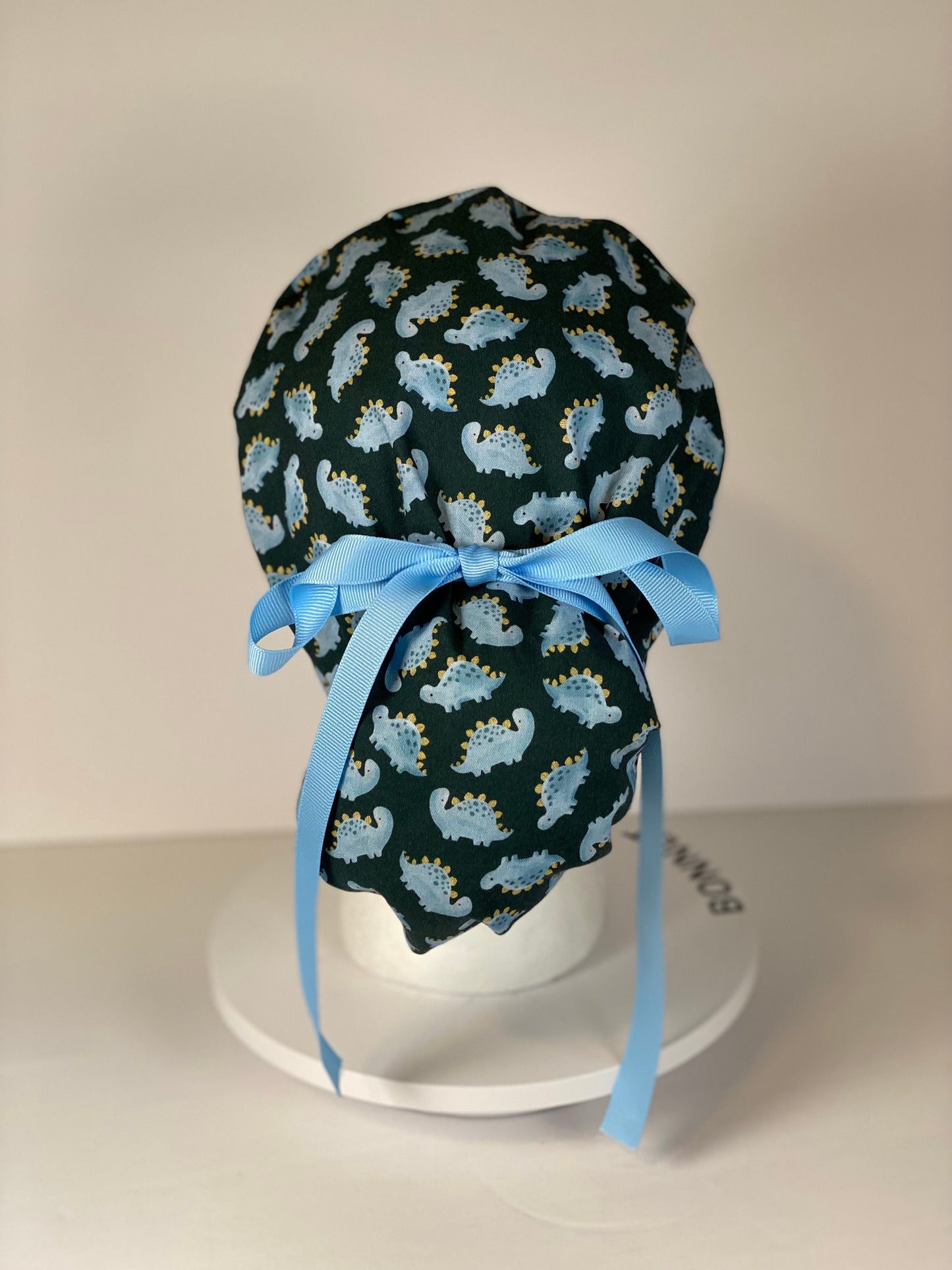 Dinosaur print scrub cap, scrub hat stegosaurus dinosaurs, Bonnet Head Designs