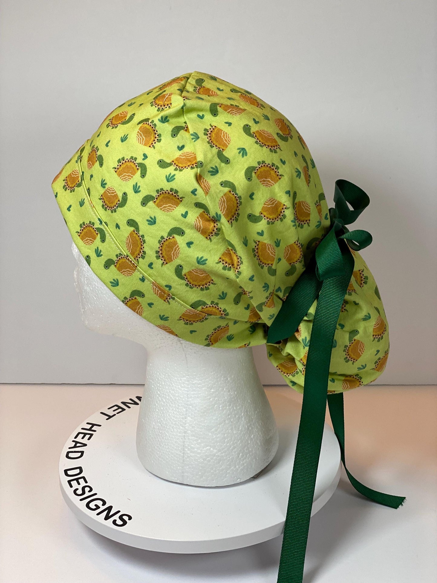 Green tortoise women’s scrub cap, green turtles ponytail scrub hat