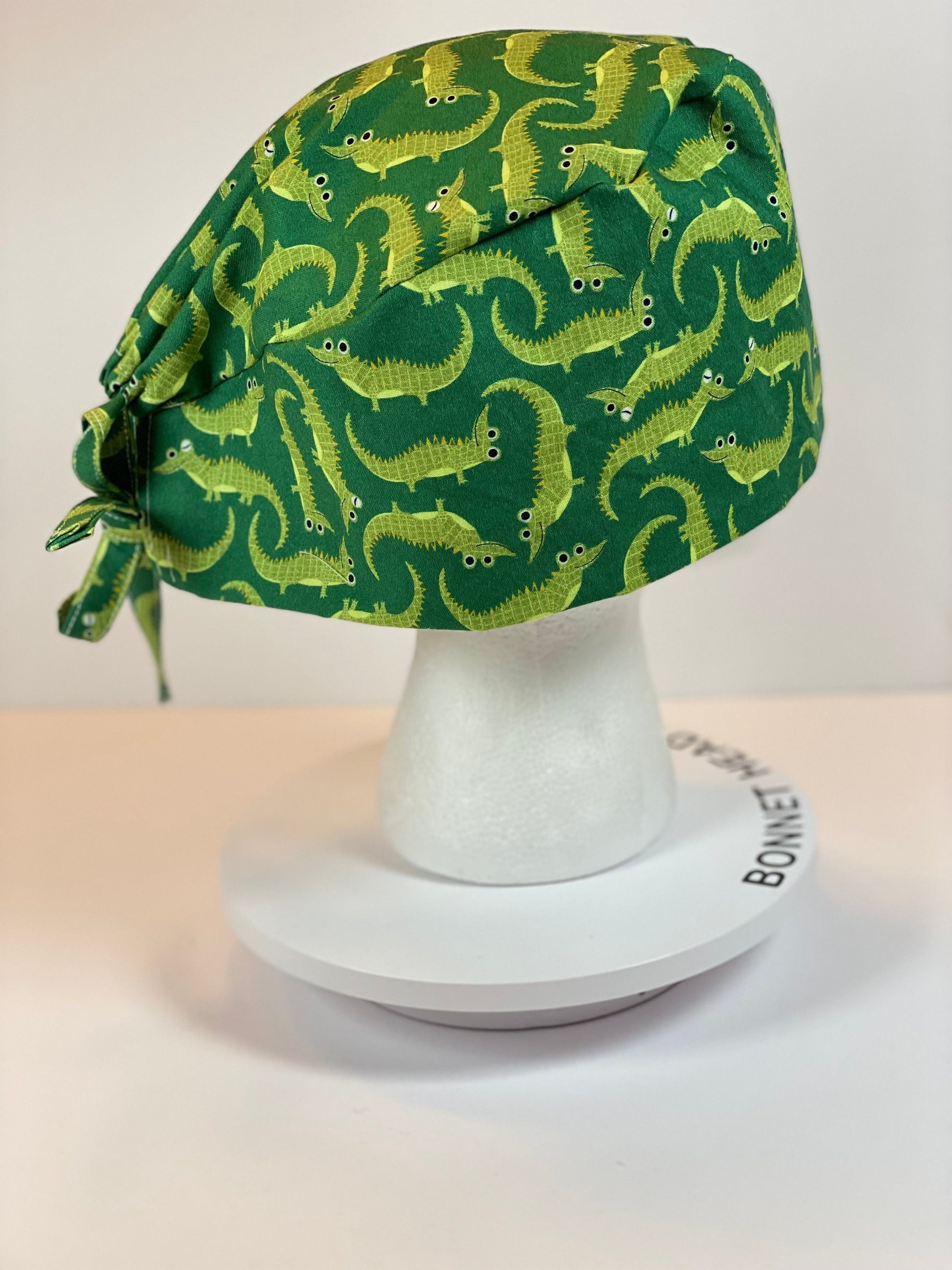 Men’s green alligator scrub cap, unisex alligator print scrub hat, surgeon style scrub cap, Bonnet Head Designs