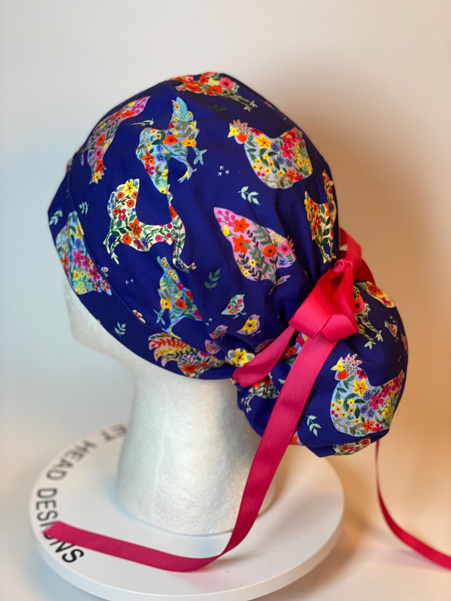 Chicken print womens scrub cap, Bonnet Head Designs