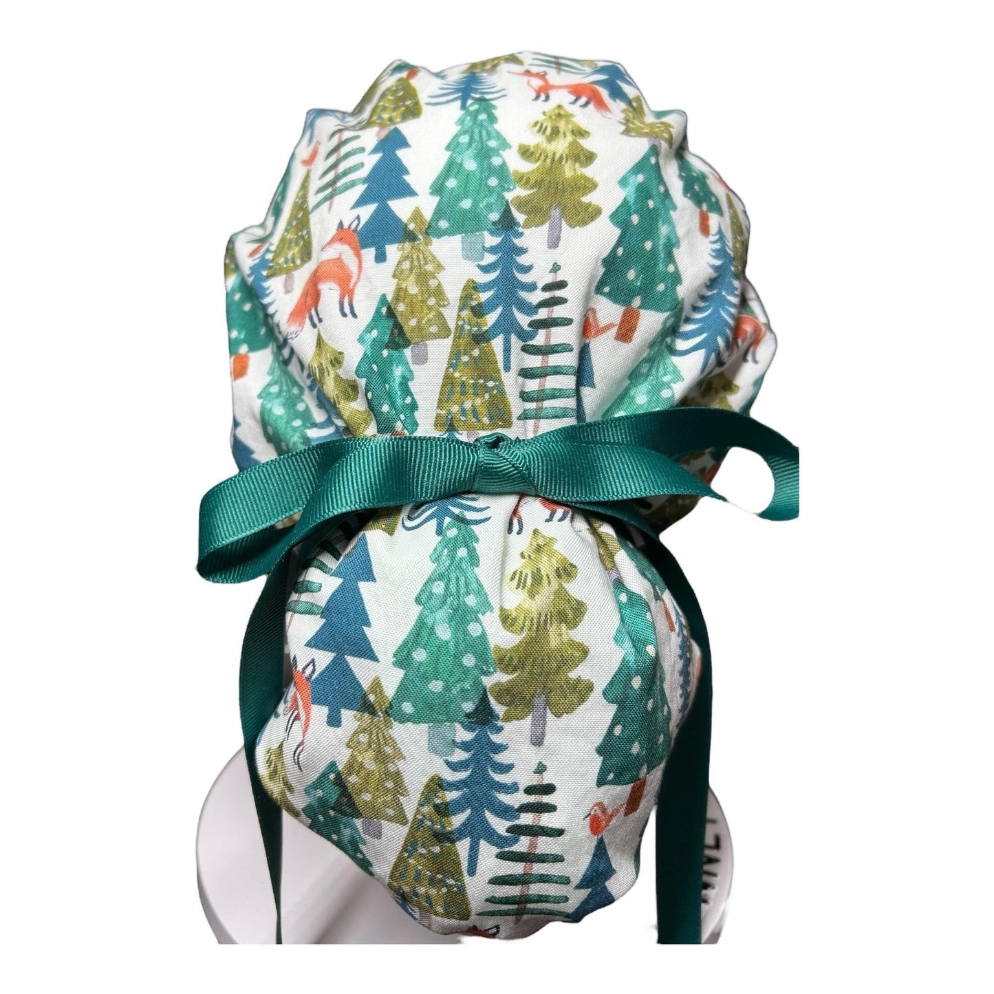 Winter Fox Ponytail Scrub Cap: Ribbon cinch ties