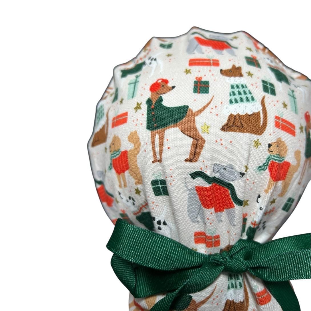 Christmas Dogs Ponytail Scrub Cap: 'Merry Pawmas' Cream Fabric