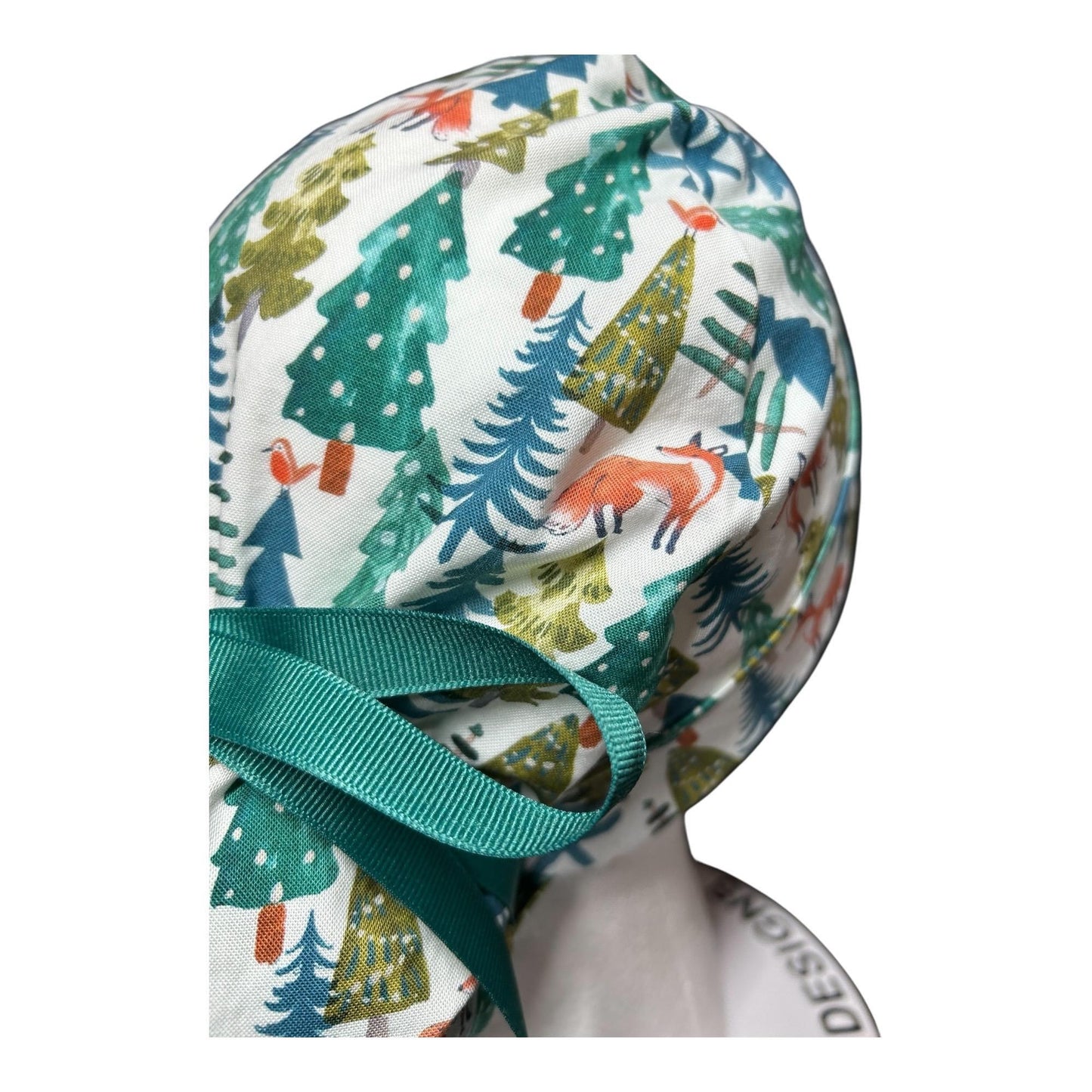 Winter Fox Ponytail Scrub Cap: Ribbon cinch ties