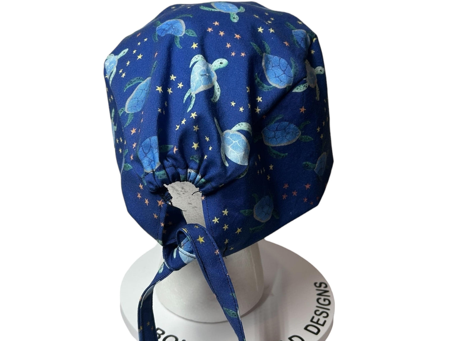 Men’s blue sea turtle print scrub cap: surgeon style with ties