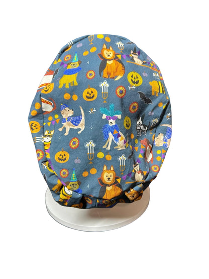 Euro scrub cap with toggle: Howl-ween fabric, dogs in costume