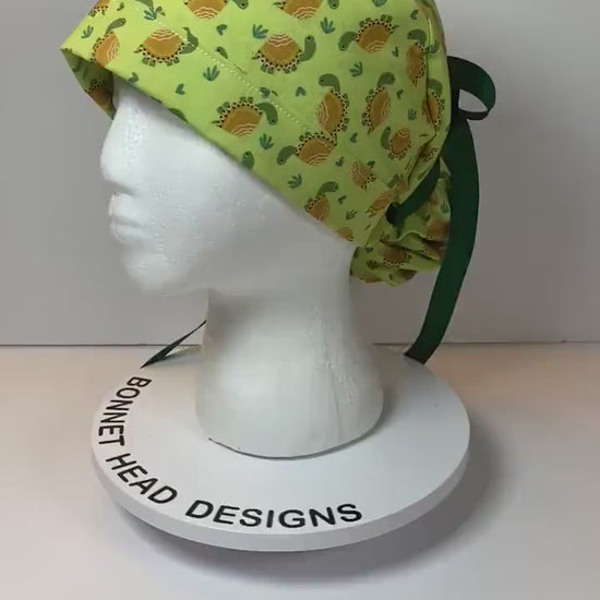 Green tortoise women’s scrub cap, green turtles ponytail scrub hat