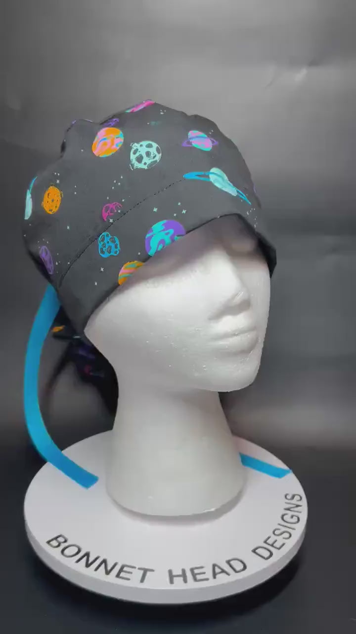 Scrub caps for women: Outerspace theme