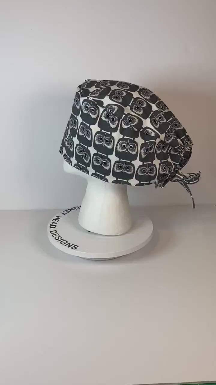 Men’s gray owl scrub cap, unisex owl print scrub hat, surgeon style scrub cap, Bonnet Head Designs